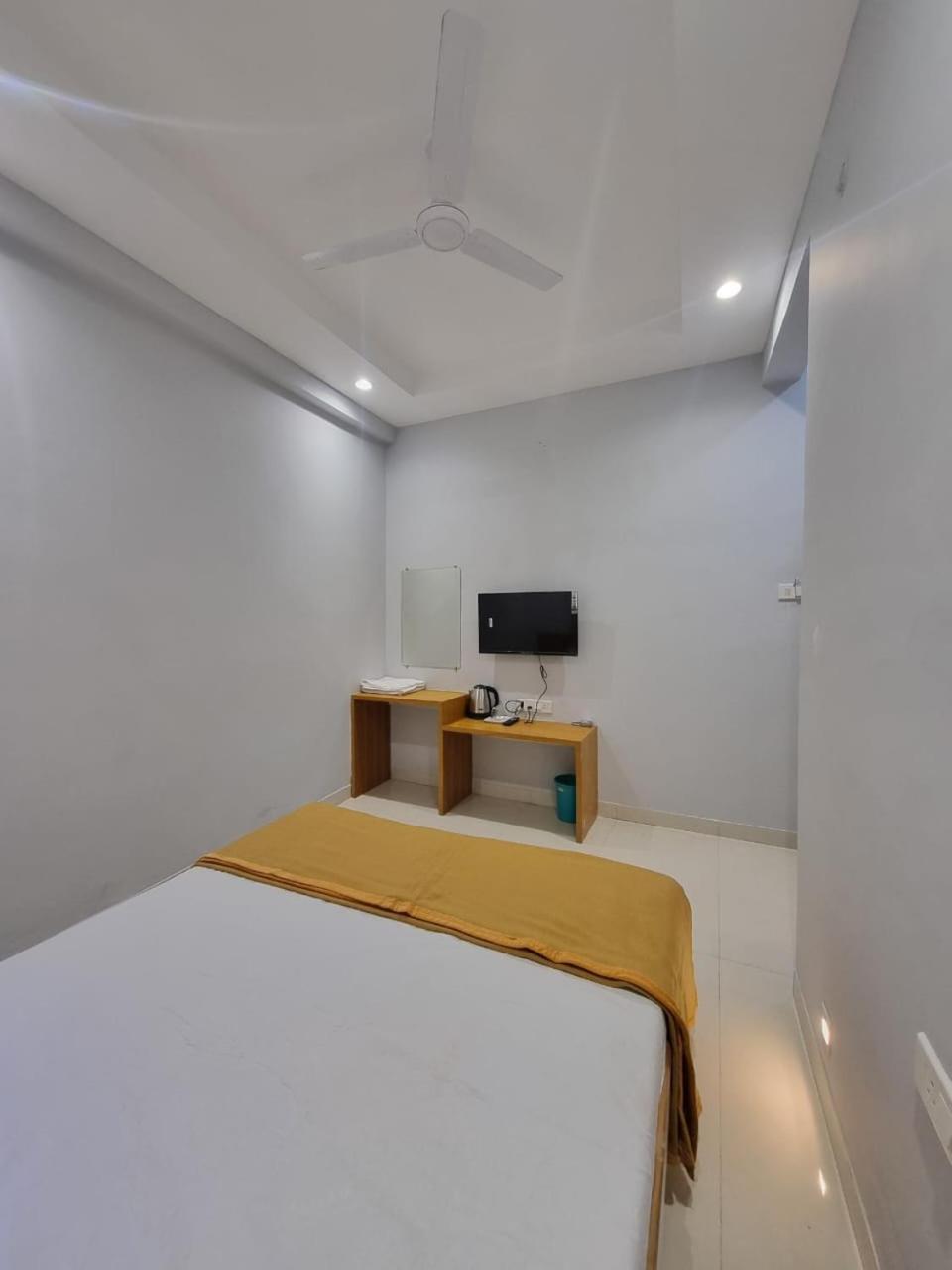 Vivanta Inn Lodge, Solapur Exteriér fotografie